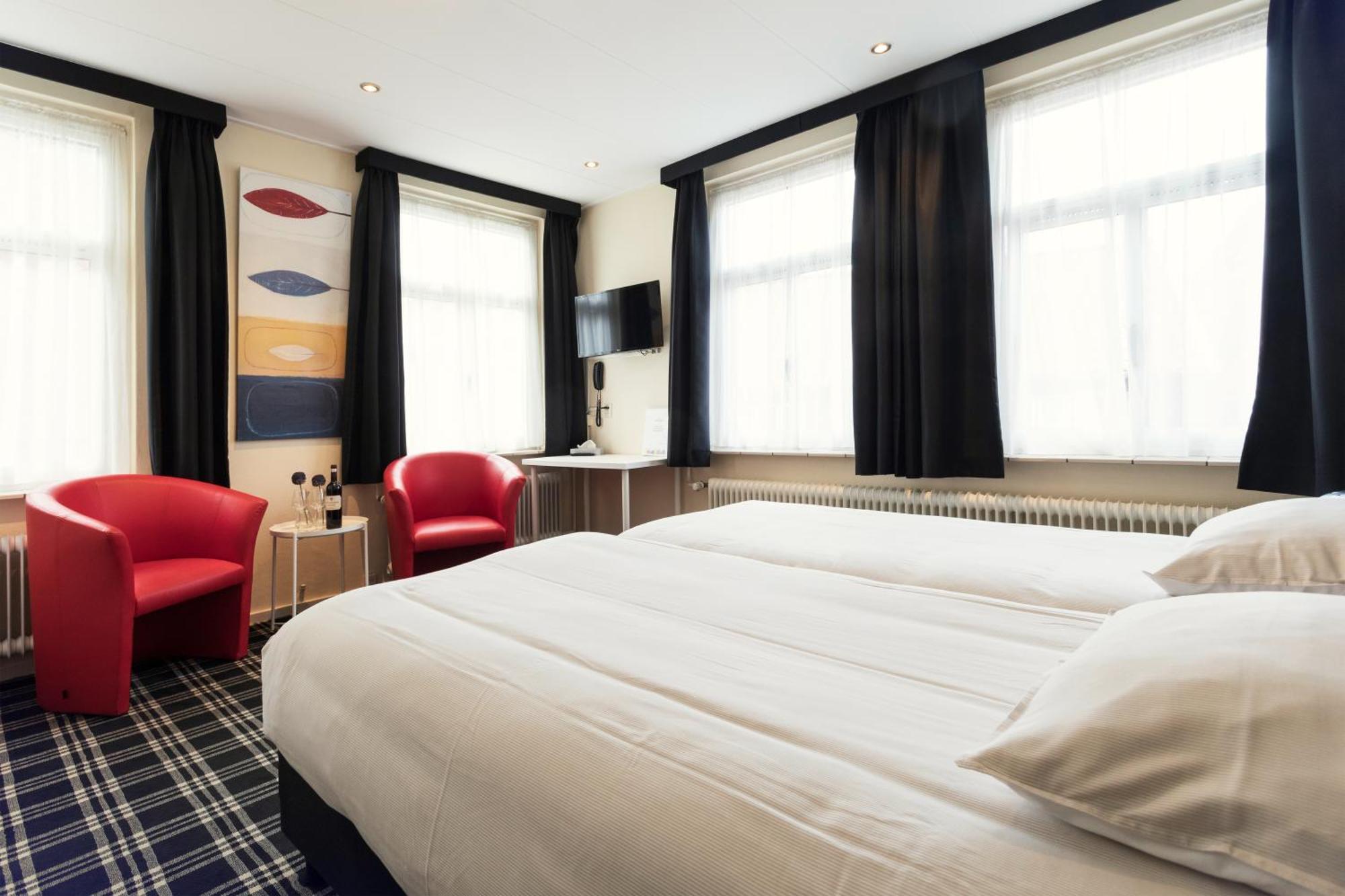אוטמארסום Hotel Van Der Maas מראה חיצוני תמונה