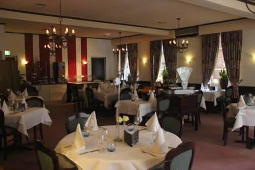 אוטמארסום Hotel Van Der Maas מראה חיצוני תמונה